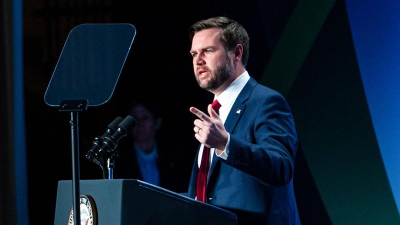 Вице-президент Джей Ди Вэнс выступает на Международном саммите по свободе вероисповедания в Вашингтоне 5 февраля 2025 года. (Madalina Vasiliu/The Epoch Times) | Epoch Times Россия