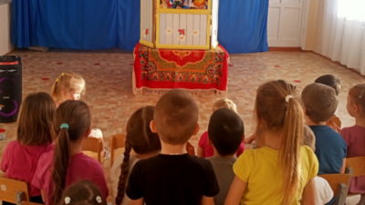 В Госдуме одобрили спектакль о Колобке, идущем в армию