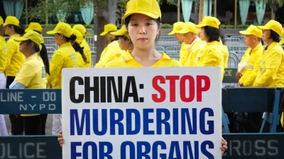 Epoch Times получает награду за разоблачение насильственного извлечения органов в Китае
