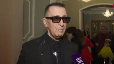 Певец Александр Буйнов поздравил россиян с первым днём весны