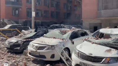 Взрыв газа в Махачкале: повреждены 30 квартир и более 20 автомобилей (видео)
