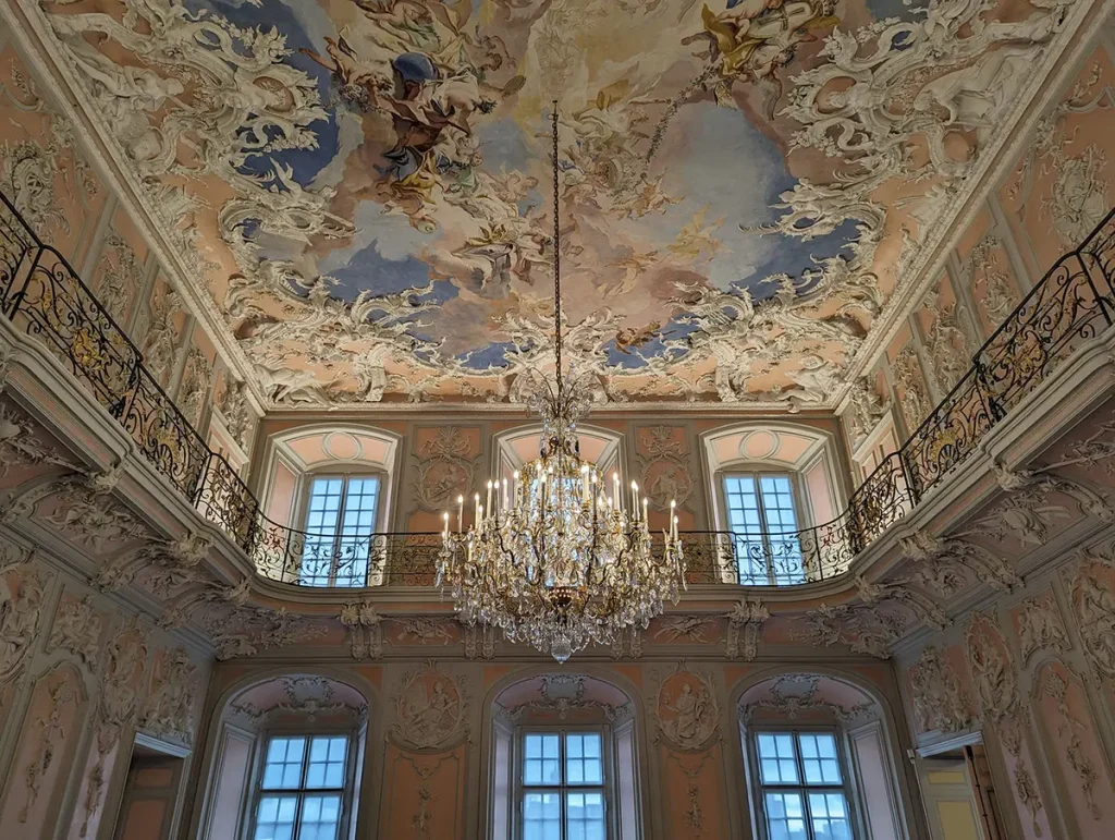 Дворец Аугустусбург: шедевр рококо
