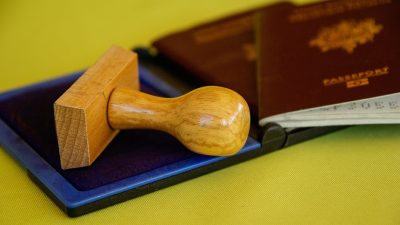 Эстония перестанет признавать небиометрические российские загранпаспорта