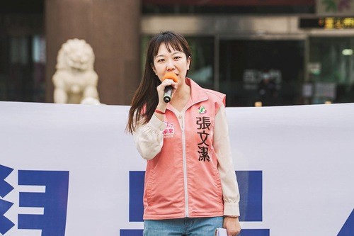 В столице Тайваня прошла пресс-конференция в память о мирном обращении 25 апреля 1999 года в Пекине