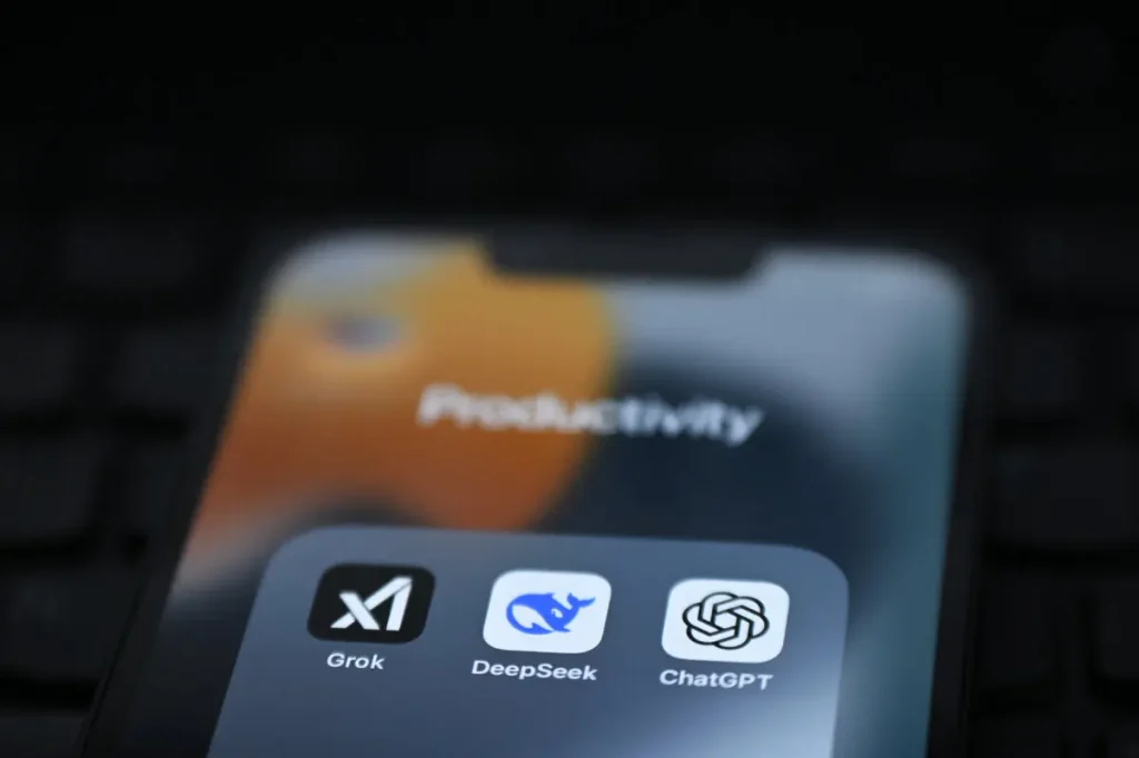 Учёные не могут объяснить, как ИИ становится умнее: исследователь