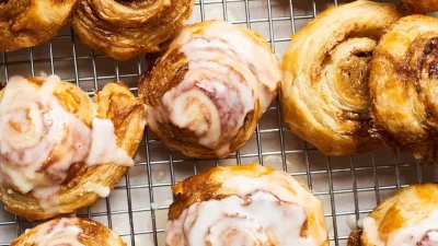 Эти домашние булочки-слойки идеально подойдут для завтрака: быстро и вкусно