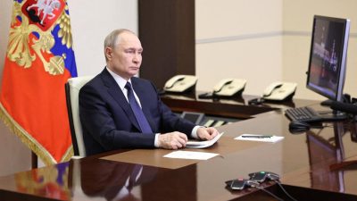 Путин объявил о трёхдневном прекращении огня на Украине с 8 мая, Киев недоволен