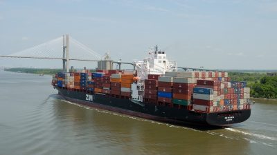 В Эстонии намерены топить подозрительные торговые суда