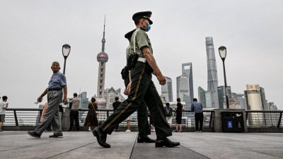 В Китае расцветает шпиономания: Пекин учит, как выявить 5 типов шпионов