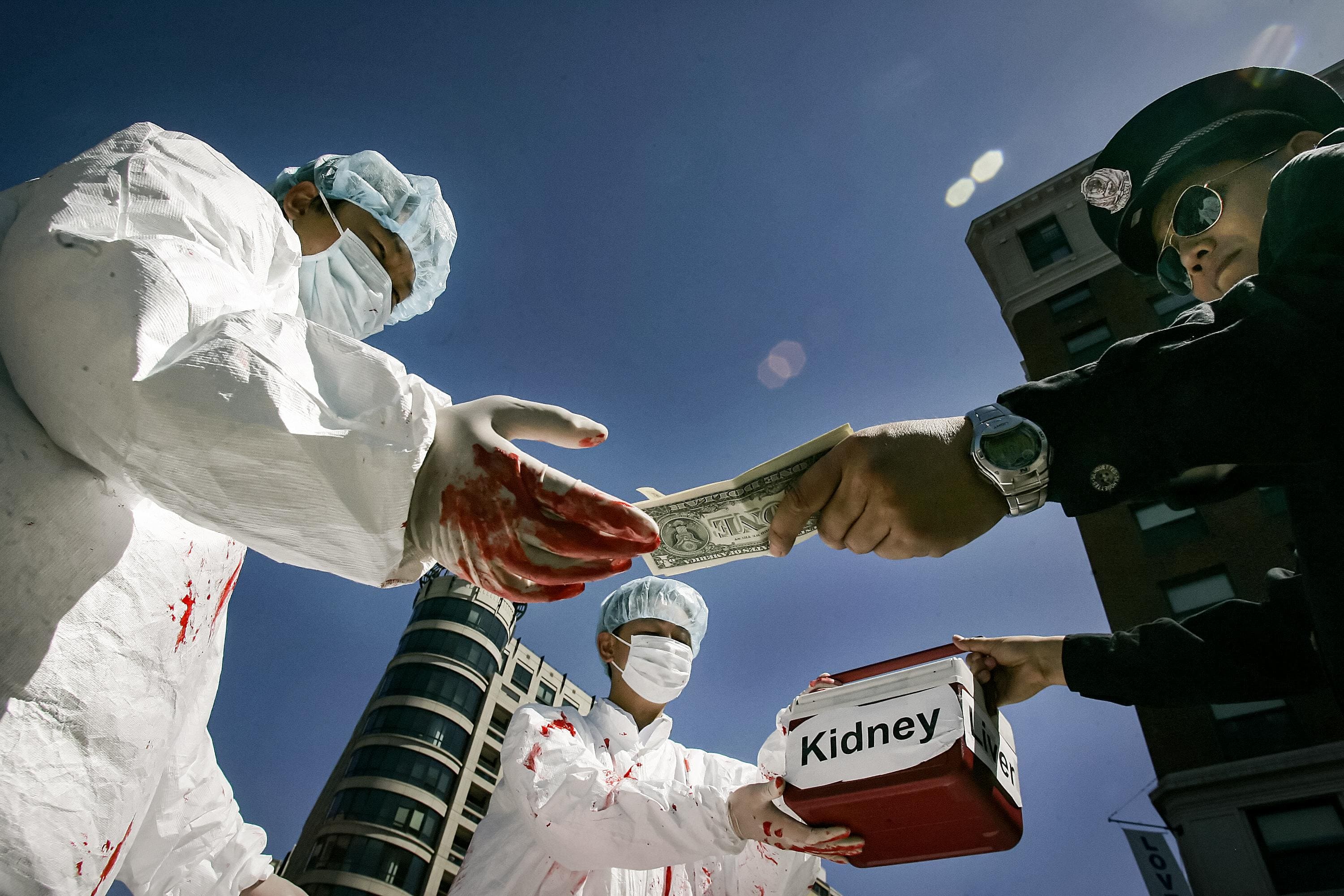 США принимают закон о защите Фалуньгун, чтобы противостоять насильственному изъятию органов в Китае