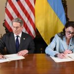 Сделка по природным ресурсам между США и Украиной подписана. Основные положения
