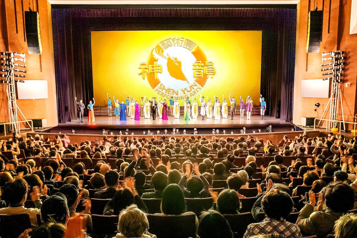 Суд Южной Кореи разрешил Shen Yun выступать в театре, поддавшемся давлению Китая