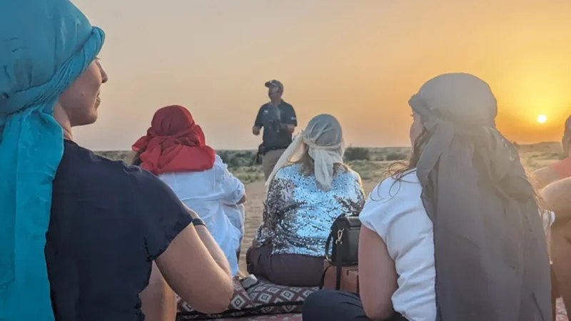 Туристы на экскурсии в Platinum Heritage Safari в Дубае. (Claudette Covey/Travelpulse/TNS)
 | Epoch Times Россия