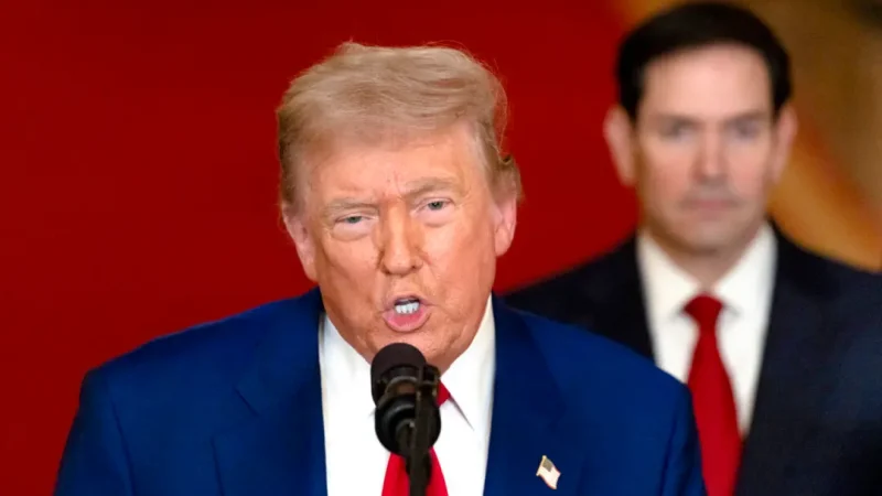 Трамп: Конфликт Ирана и Израиля будет объявлен завершённым к полуночи в среду Президент Дональд Трамп обращается к нации из Белого дома 21 июня 2025 года. (Carlos Barria/Pool/AFP via Getty Images)
