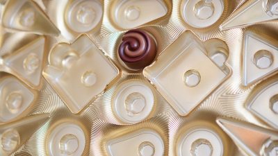 Минприроды планирует запретить пластиковые лотки для упаковки