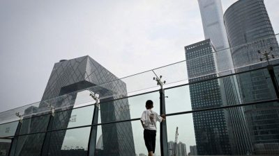 Инсайдеры: Чиновники в Китае теперь думают не о привилегиях, а о выживании