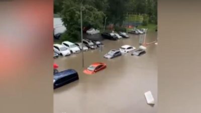 Москва под водой: ливень парализовал столицу (видео)