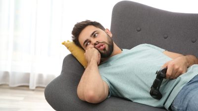Длительное сидение, стояние и лежание вредно для здоровья