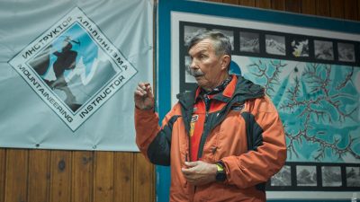 Камнепад в горах унёс жизнь известного альпиниста Кавказа