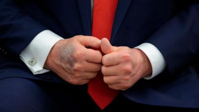 В Белом доме заверили пользователей соцсетей: Трамп жив