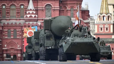 После перебранки Трампа с Медведевым Россия сняла с себя ограничения на размещение ракет средней дальности