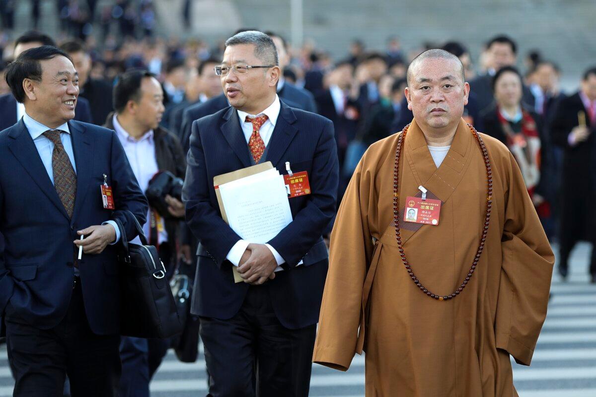 Анализ: Скандал в Шаолине показывает, что религии в Китае находятся под управлением компартии