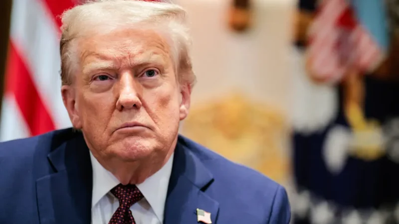 Президент Дональд Трамп в зале заседаний Кабинета министров Белого дома, 26 августа 2025 года. (Chip Somodevilla/Getty Images) | Epoch Times Россия