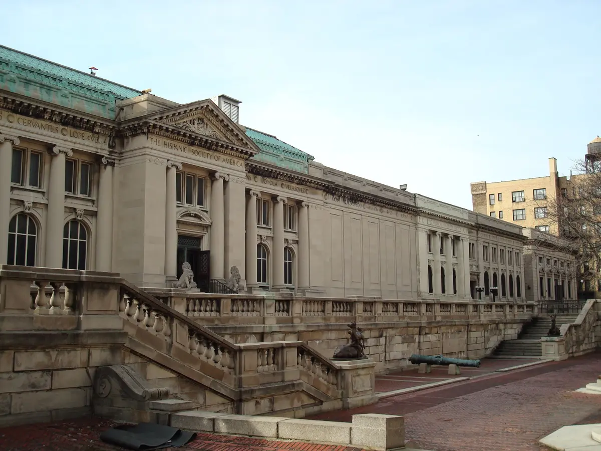 Редчайший Чёрный часослов будет отреставрирован