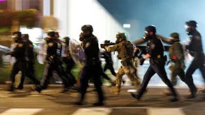 Трамп направил войска в Портленд для борьбы с внутренними террористами