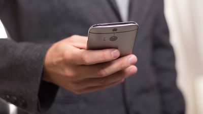 Как узнать, что мошенники пишут со взломанного аккаунта