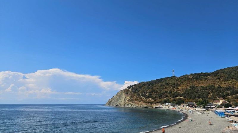 Пляж Новороссийска. (Муниципальный центр управления Новороссийска | Epoch Times Россия