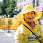 Практикующие Фалуньгун со всего Китая поздравляют с Днём середины осени своего Учителя