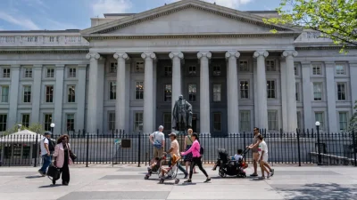 Государственный долг США достиг $38 трлн