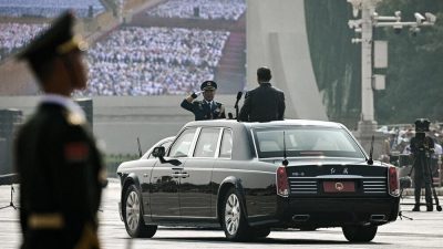 Анализ: В Китае наступило двоевластие