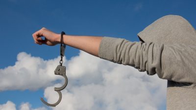 Профилактика против вербовки в России: сажать в тюрьму с 14 лет