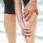 От мышечных судорог могут помочь два простых способа и травяные чаи