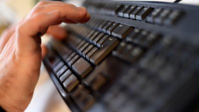 Эксперты: Зависимость от ИИ угрожает профессиональным навыкам