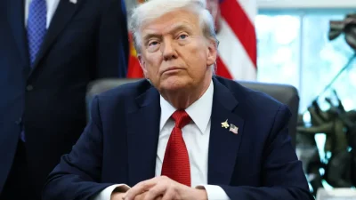 Трамп введёт новые 100-процентные пошлины на товары из Китая с 1 ноября