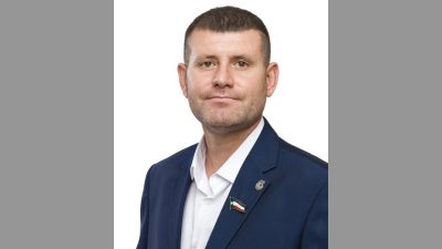 Депутат из Хакасии напомнил избирателю об «обнулении» после спора о собаках