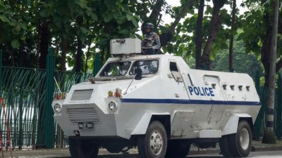 Власти Мьянмы уничтожили печально известный колл-центр с рабами (видео)