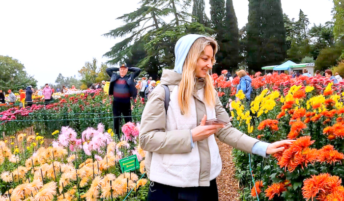 Бал хризантем «Осеннее танго» в Никитском саду, Ялта, Крым