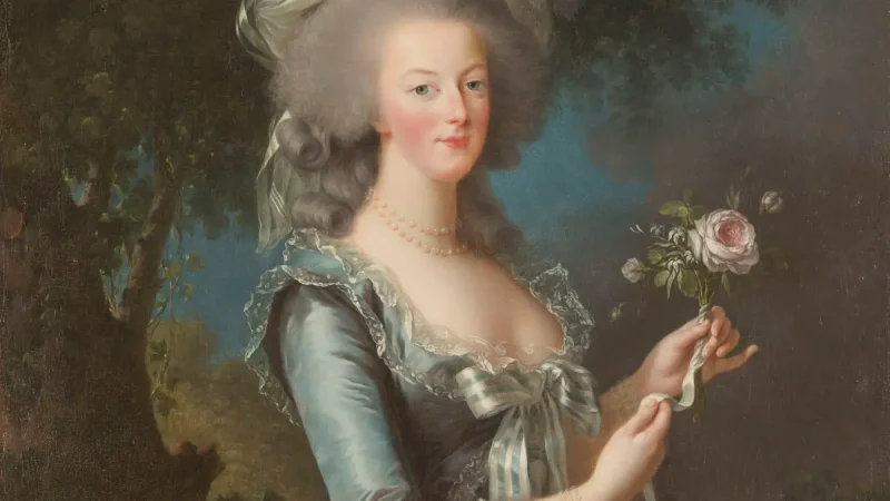 «Мария-Антуанетта с розой», 1783 год, автор Элизабет Луиз Виже-Лебрен. Холст, масло; 117 см на 89 см. (Christophe Fouin/Copyright Château de Versailles, Dist. Grand Palais RMN)