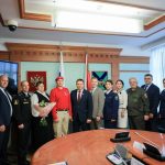 Российский школьник спас пятерых женщин от медведя