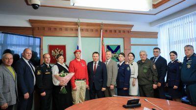 Российский школьник спас пятерых женщин от медведя