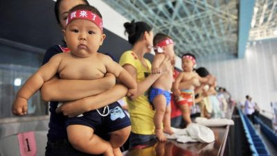 Богатые китайцы заводят десятки детей от американских суррогатных матерей