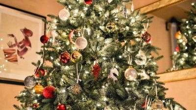 Советы по украшению новогодней ёлки