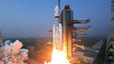 Индия запустила в космос крупнейший спутник США для смартфонов