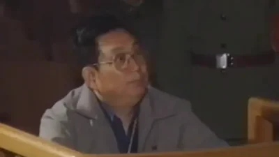 Появилось видео тайного суда над генералом, отказавшимся участвовать в бойне на Тяньаньмэнь