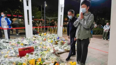 Число погибших от пожара в Гонконге возросло до 146. Пекин предостерегает от протестов