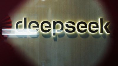 Китайский ИИ DeepSeek не может нормально работать с информацией, противоречащей линии партии